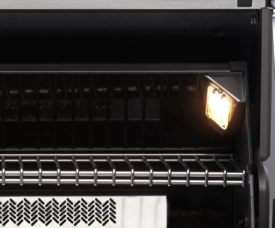 Napoleon Prestige PRO 500 RSIB Grill On Cart - Image 4